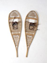 vintage snowshoes