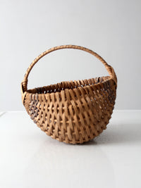 vintage handmade buttocks basket