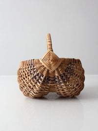 vintage handmade buttocks basket