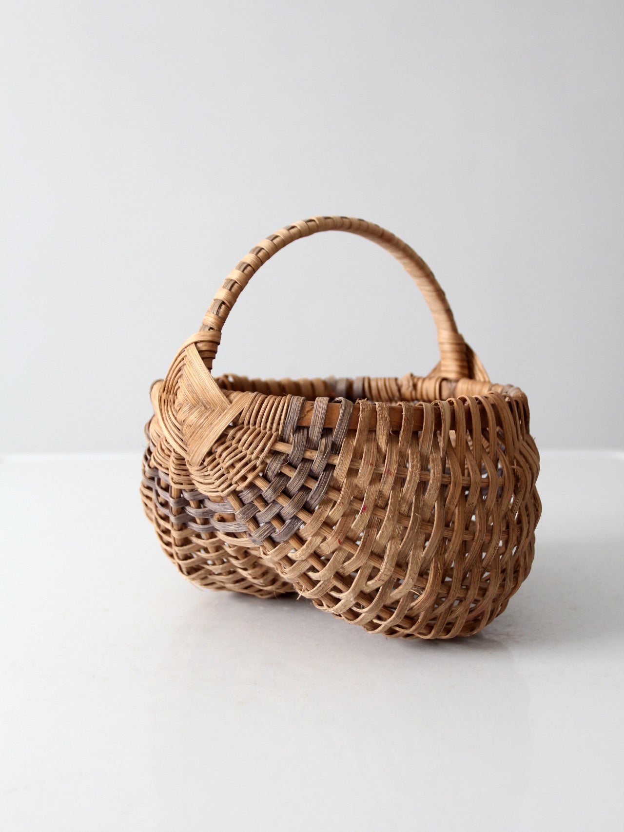 vintage handmade buttocks basket