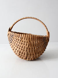 vintage handmade buttocks basket