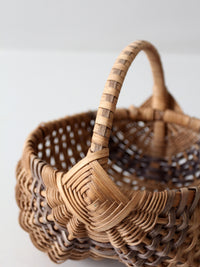 vintage handmade buttocks basket