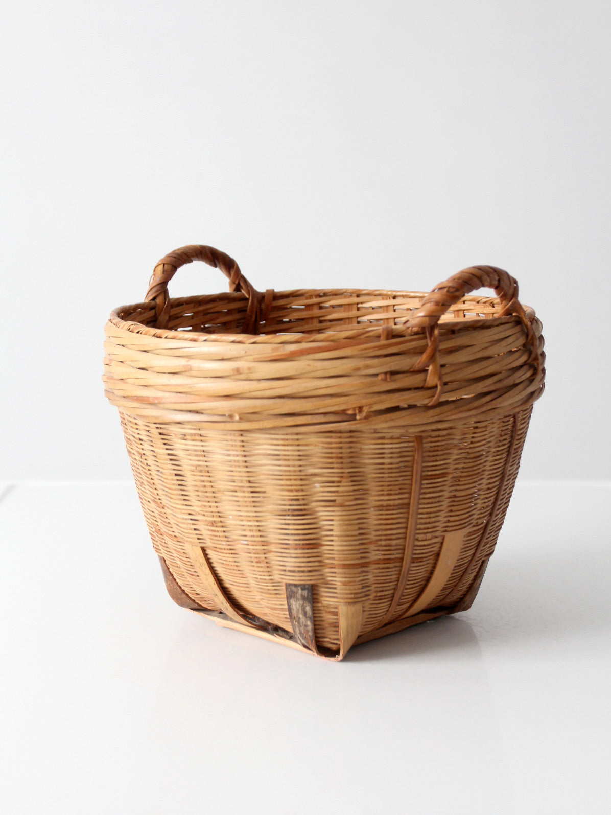 vintage French country style woven basket