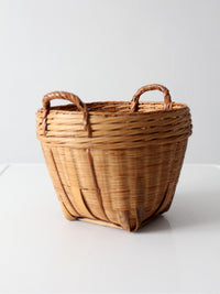 vintage French country style woven basket