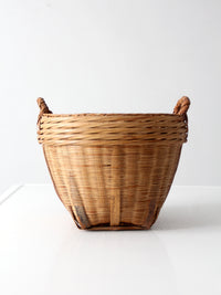 vintage French country style woven basket