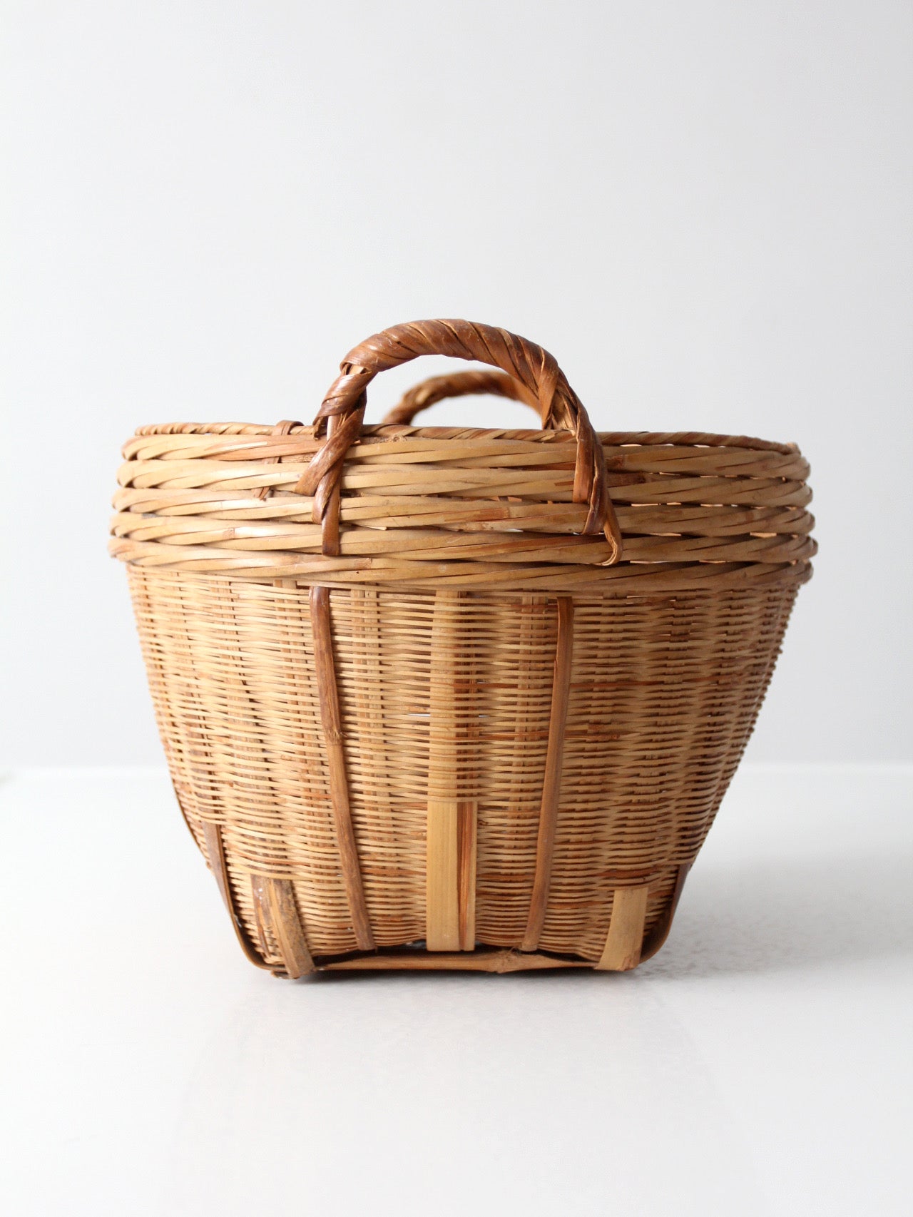 vintage French country style woven basket
