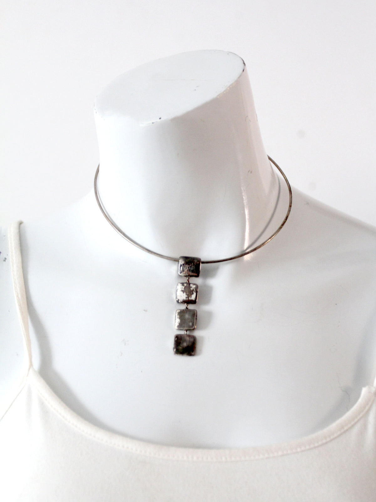 vintage silver tone pendant choker necklace