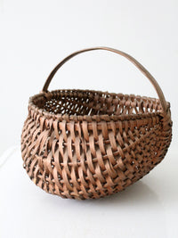 vintage gathering buttocks basket