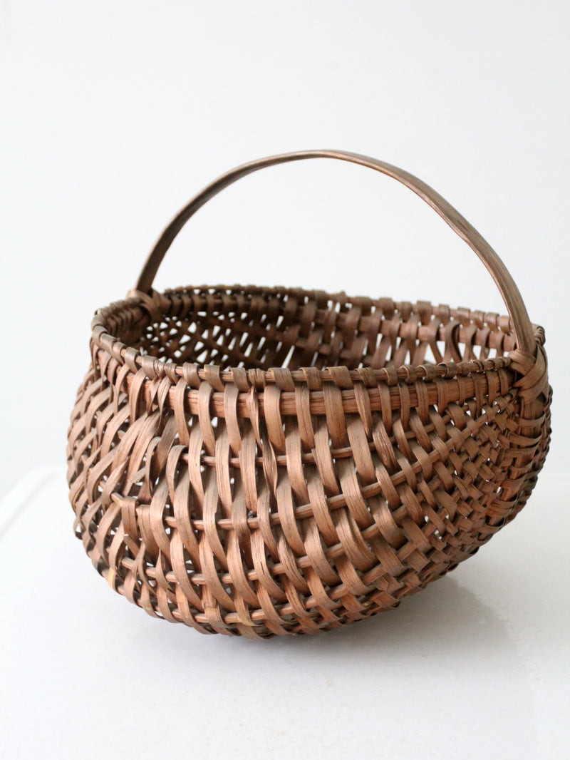 vintage gathering buttocks basket