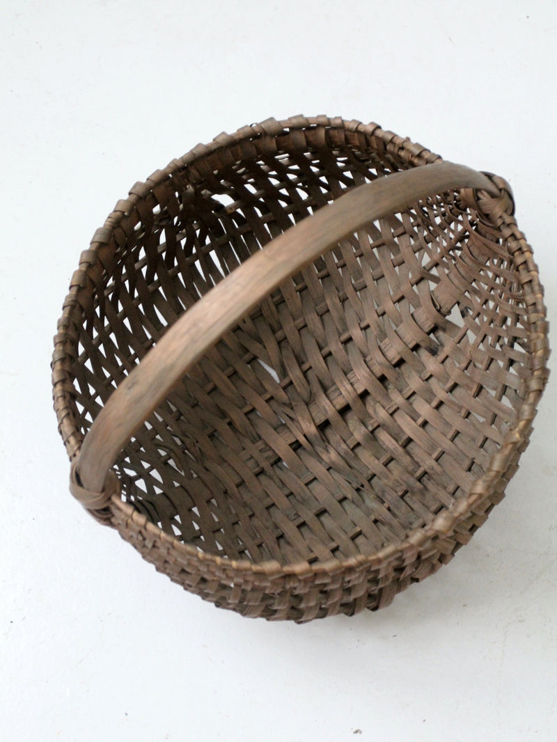 vintage gathering buttocks basket