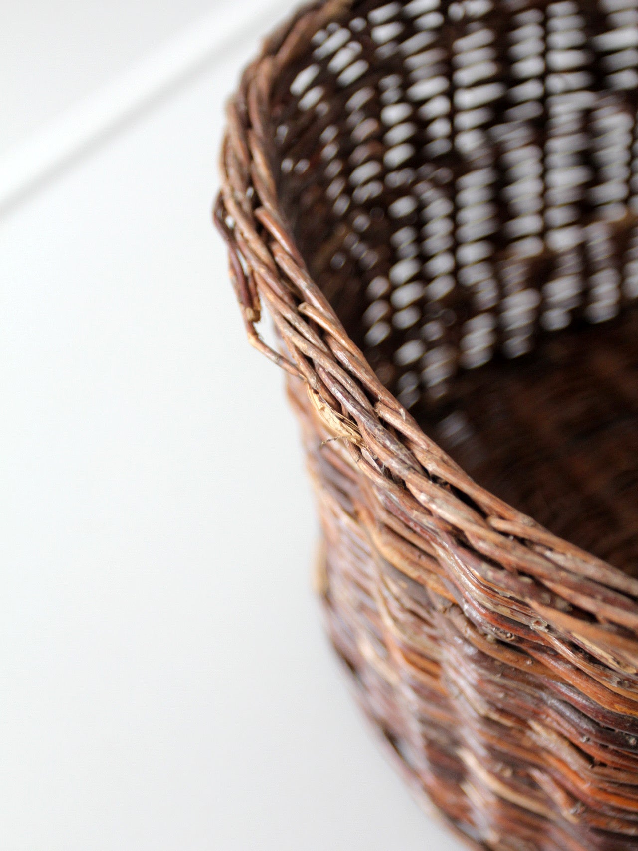 vintage oval wicker basket