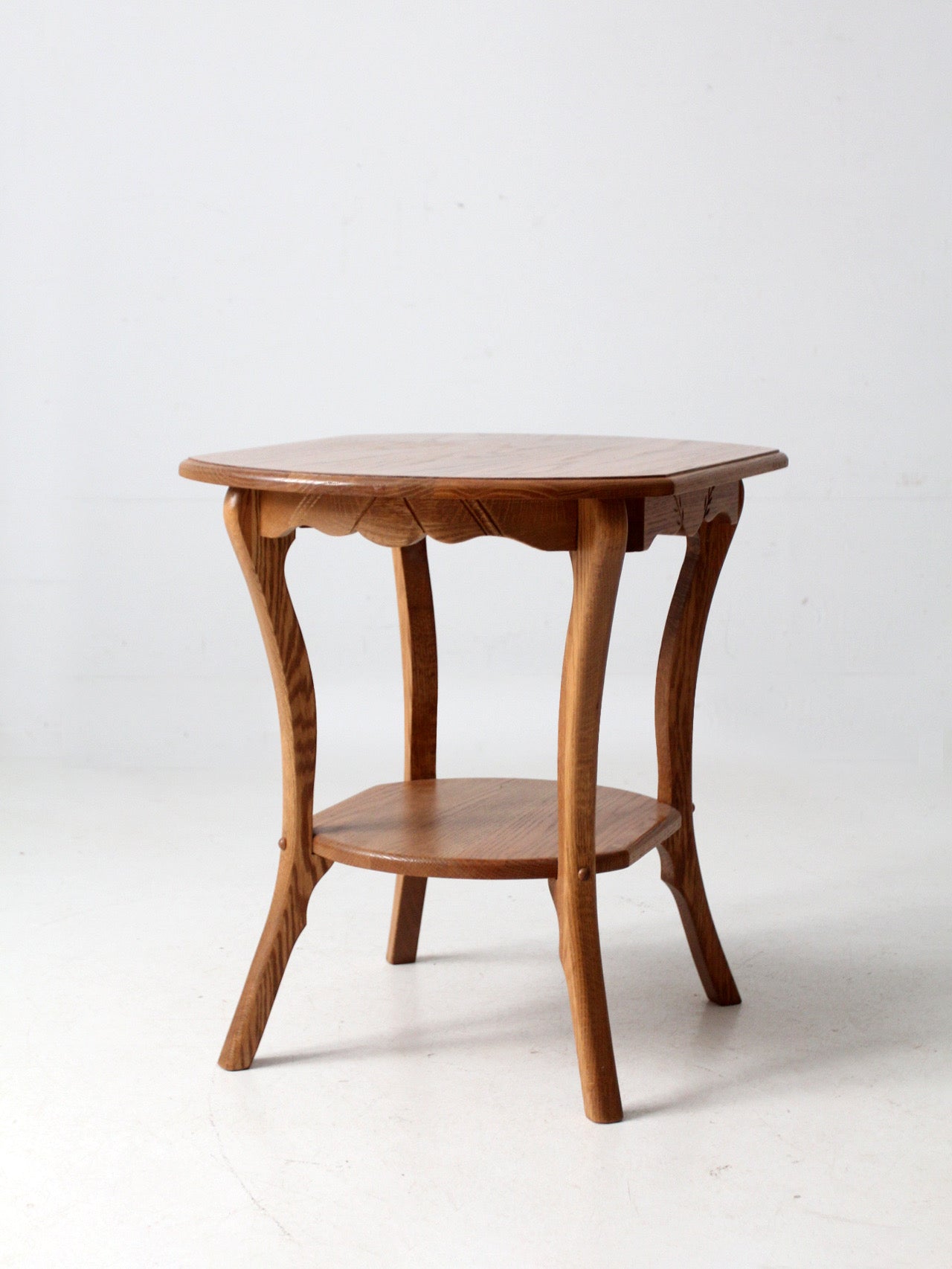 vintage oak Colonial Revival style end table