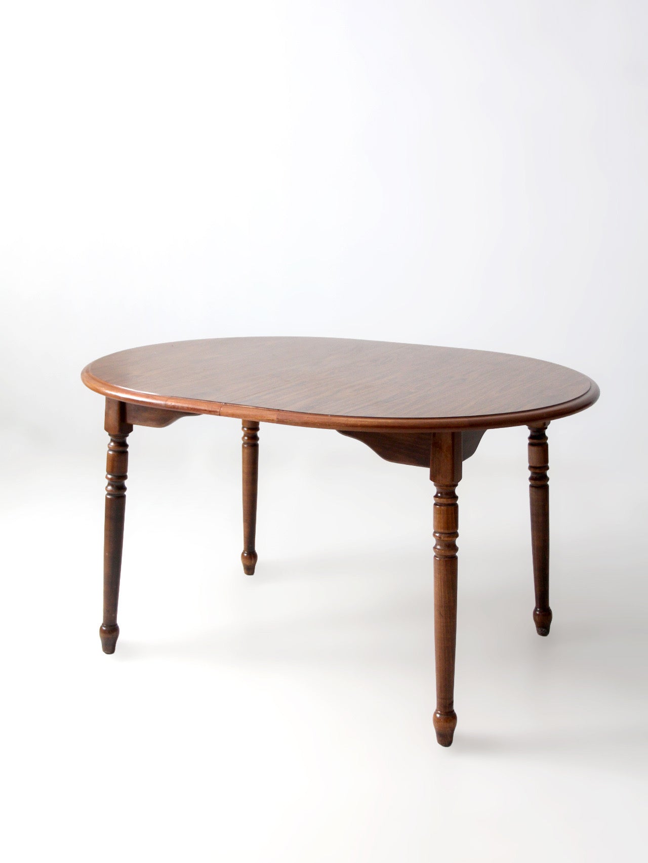 mid-century Colonial Revival extendable dining table