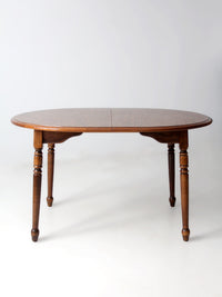 mid-century Colonial Revival extendable dining table