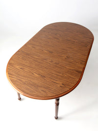 mid-century Colonial Revival extendable dining table