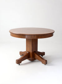 antique Arts & Crafts oak pedestal table