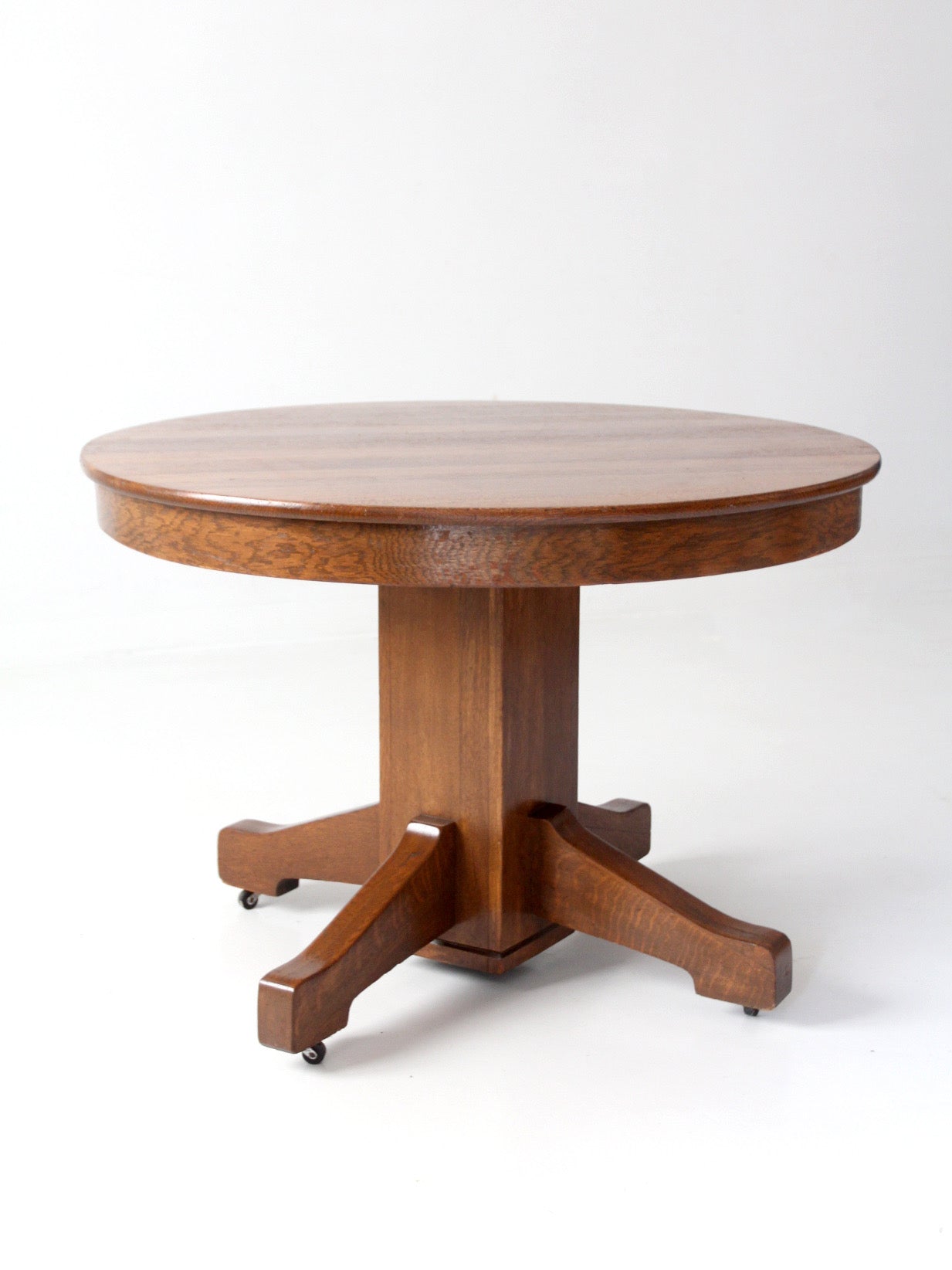 antique Arts & Crafts oak pedestal table