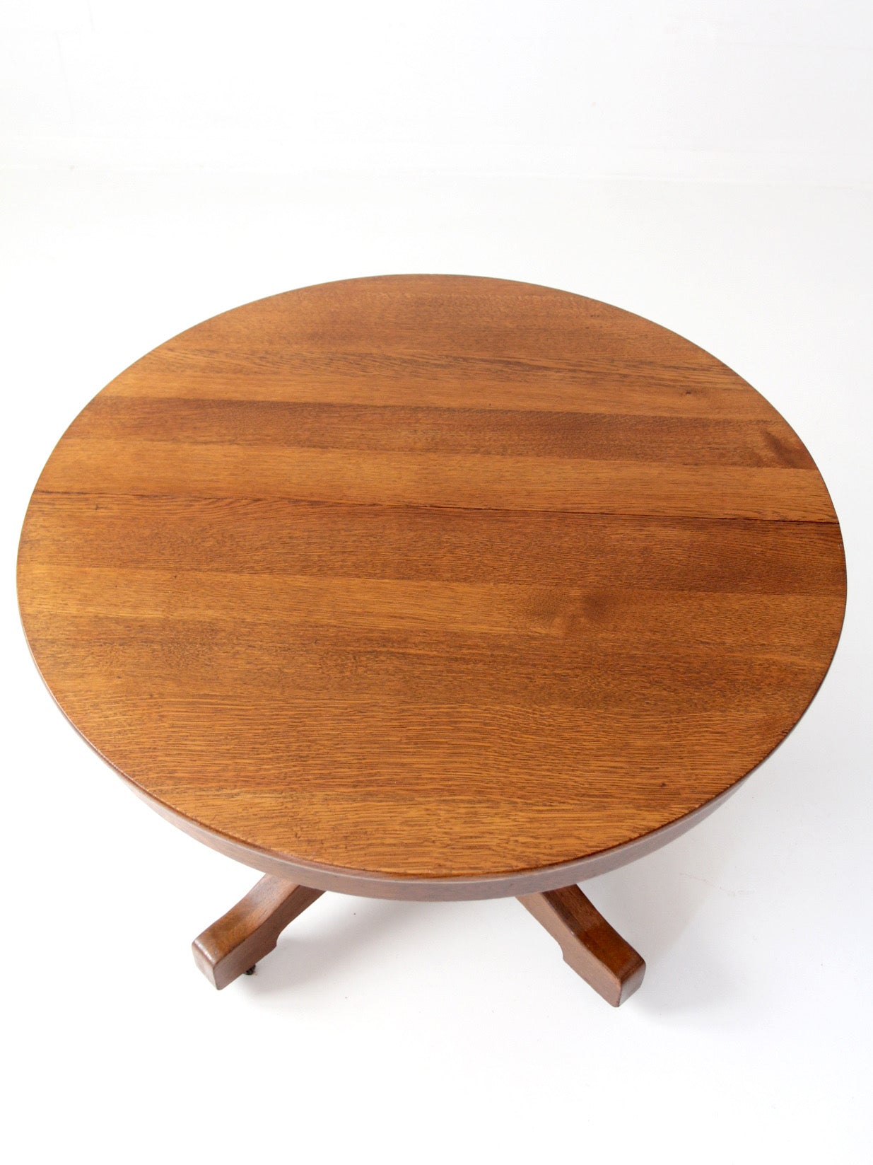 antique Arts & Crafts oak pedestal table
