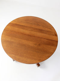 antique Arts & Crafts oak pedestal table