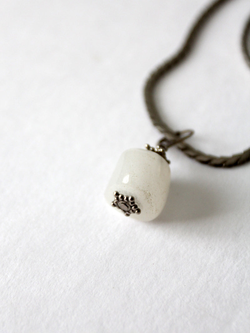 vintage white stone pendant necklace