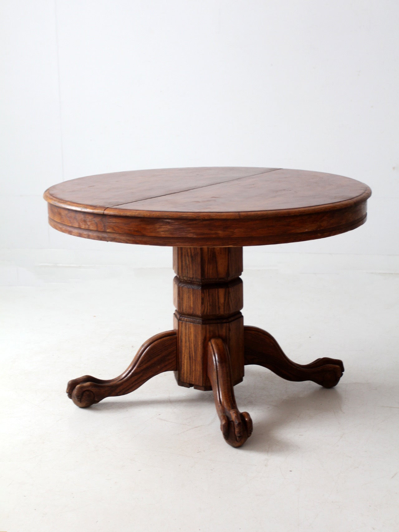 antique round oak dining table