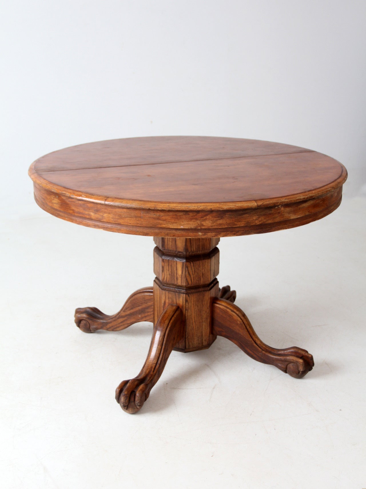 antique round oak dining table