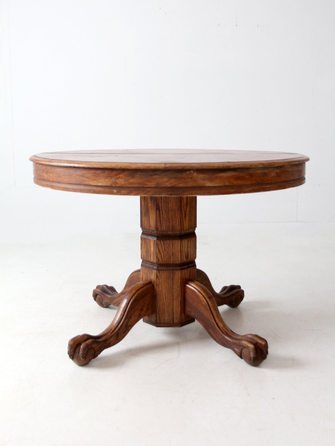 antique round oak dining table
