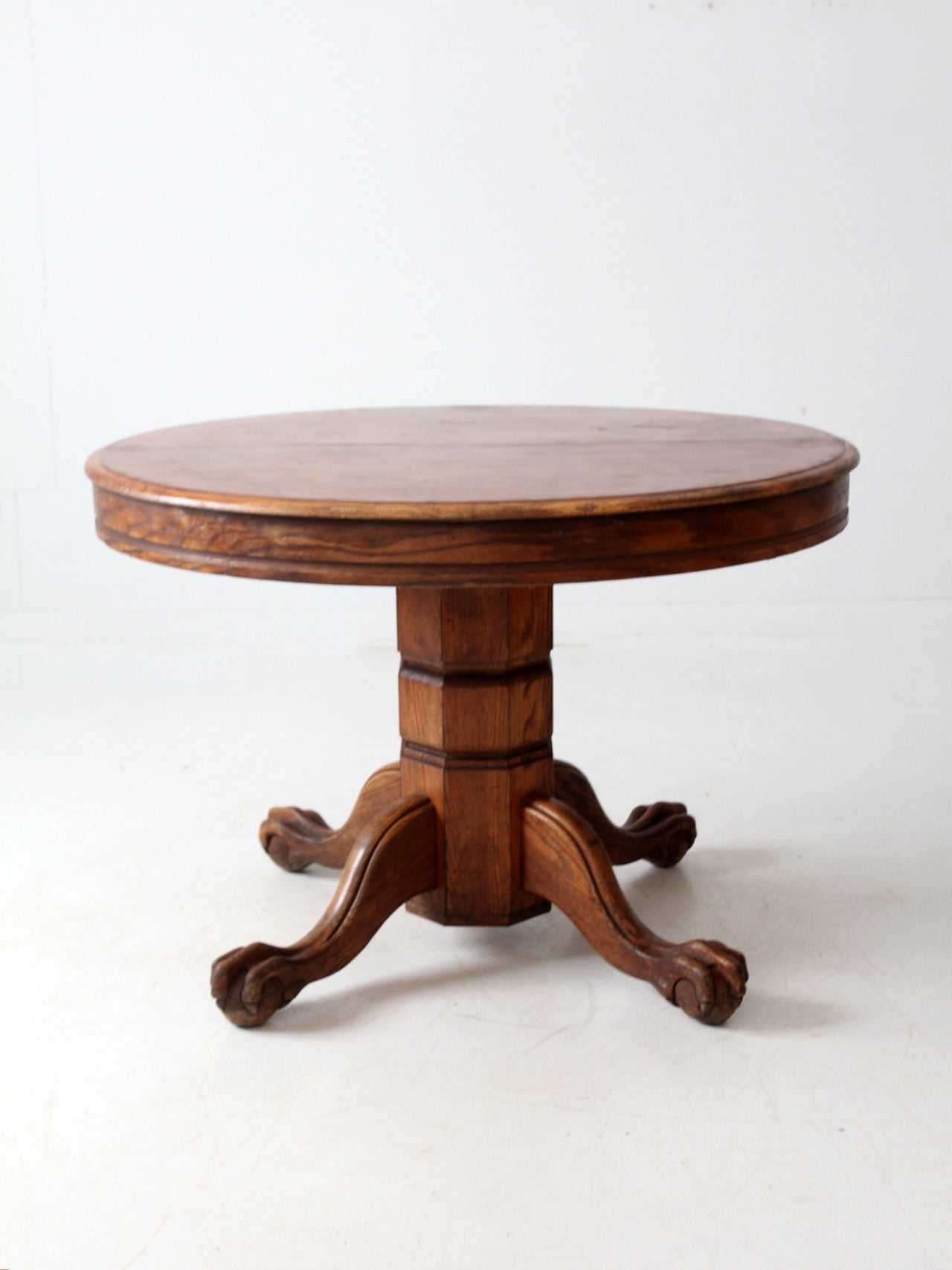 antique round oak dining table