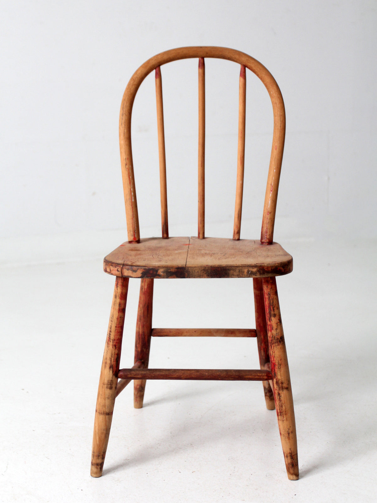 vintage 1930s spindle back children's wood chair