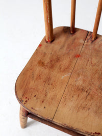 vintage 1930s spindle back children's wood chair