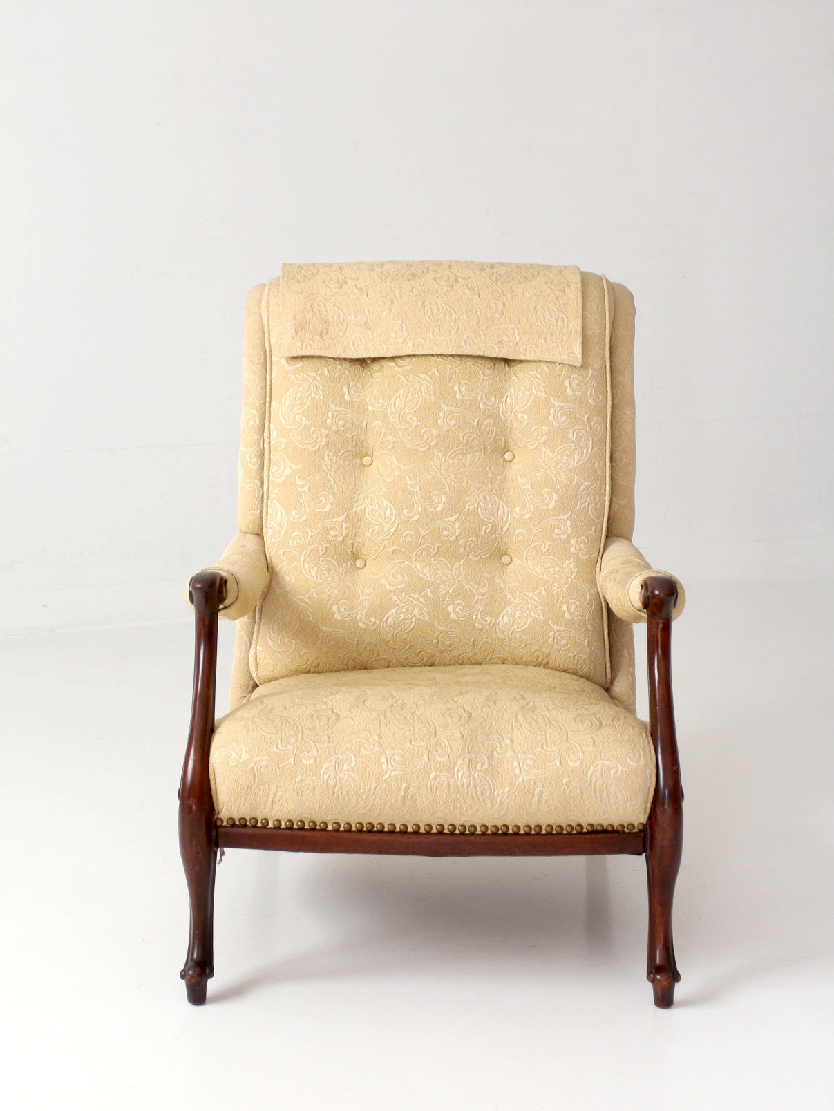 vintage French Provincial upholstered lounge chair