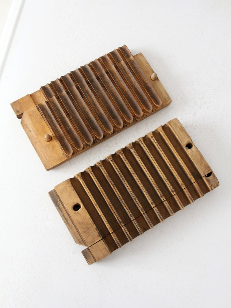 antique cigar mold