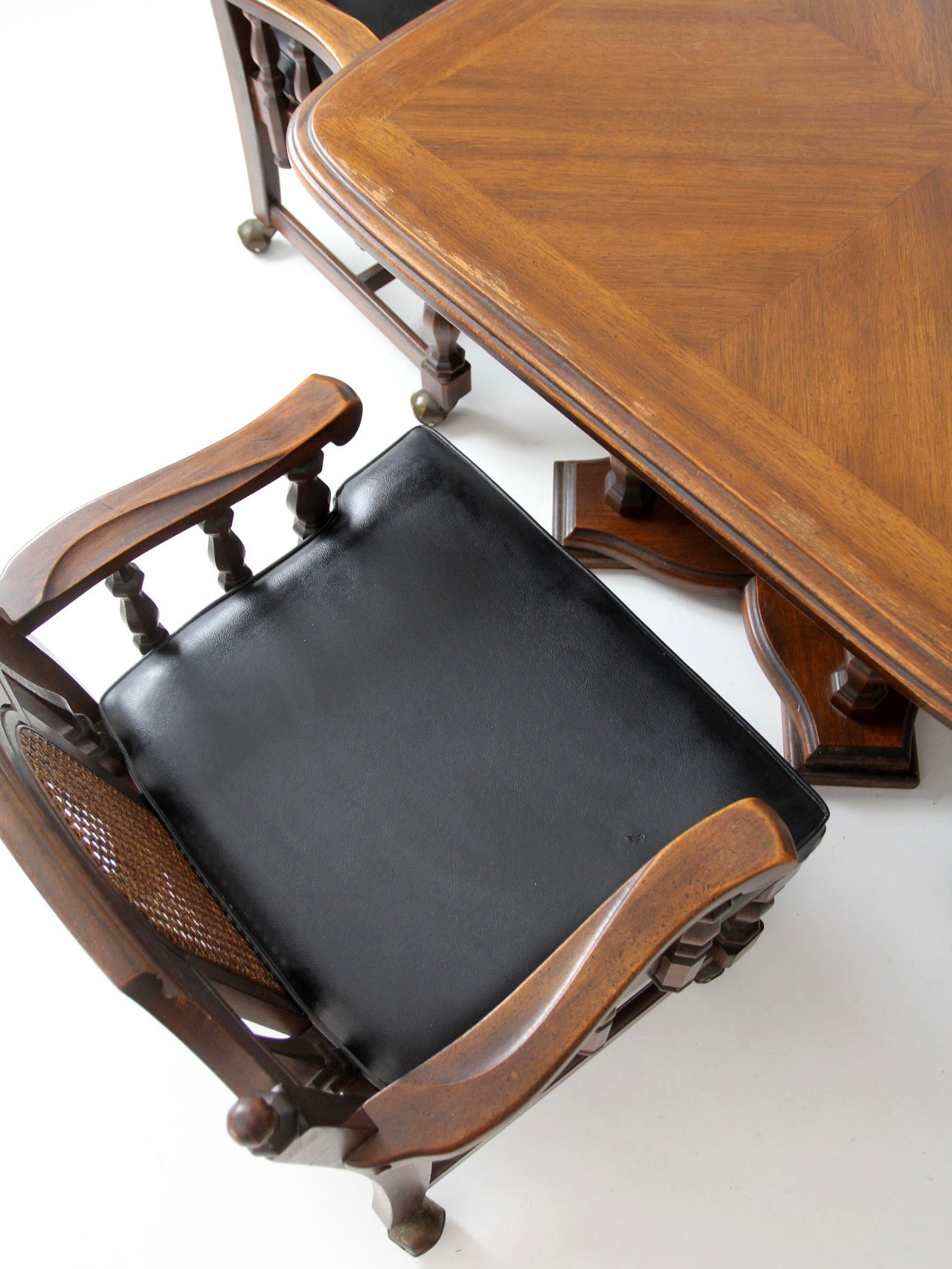 vintage 1970s Colonial Revival game table & four cane back chairs