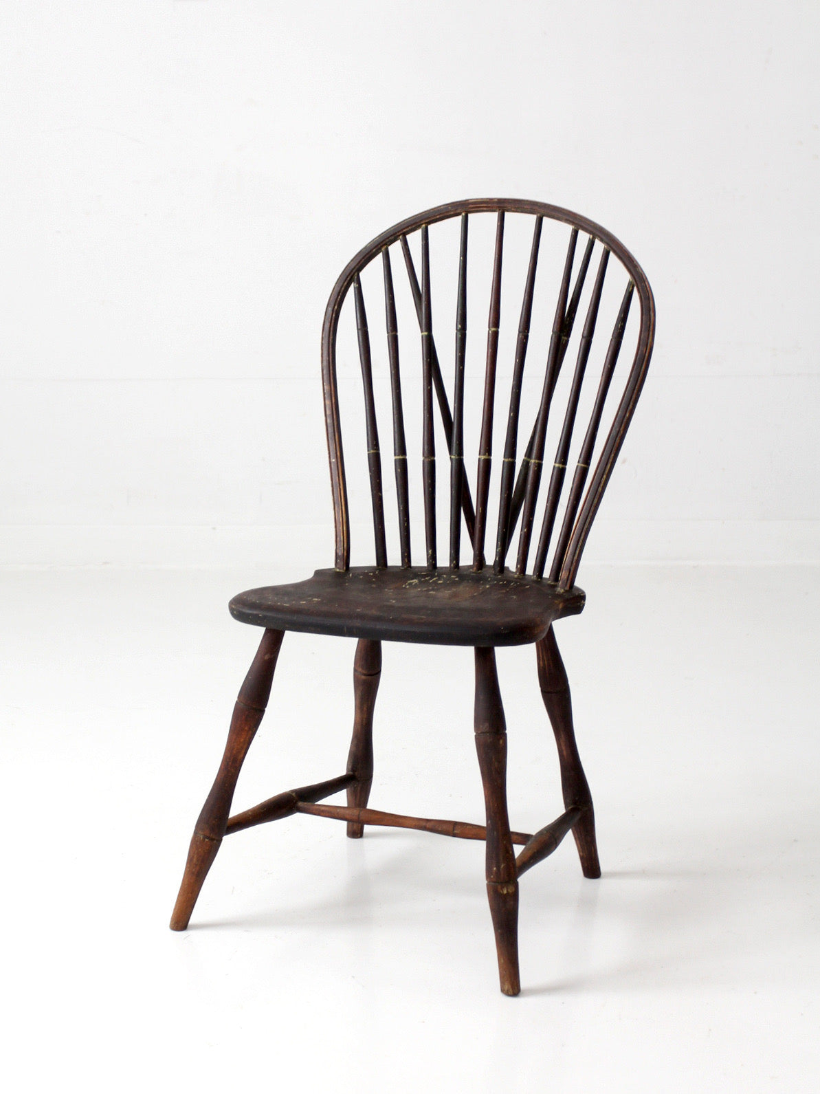 antique 19th century brace back Windsor chair
