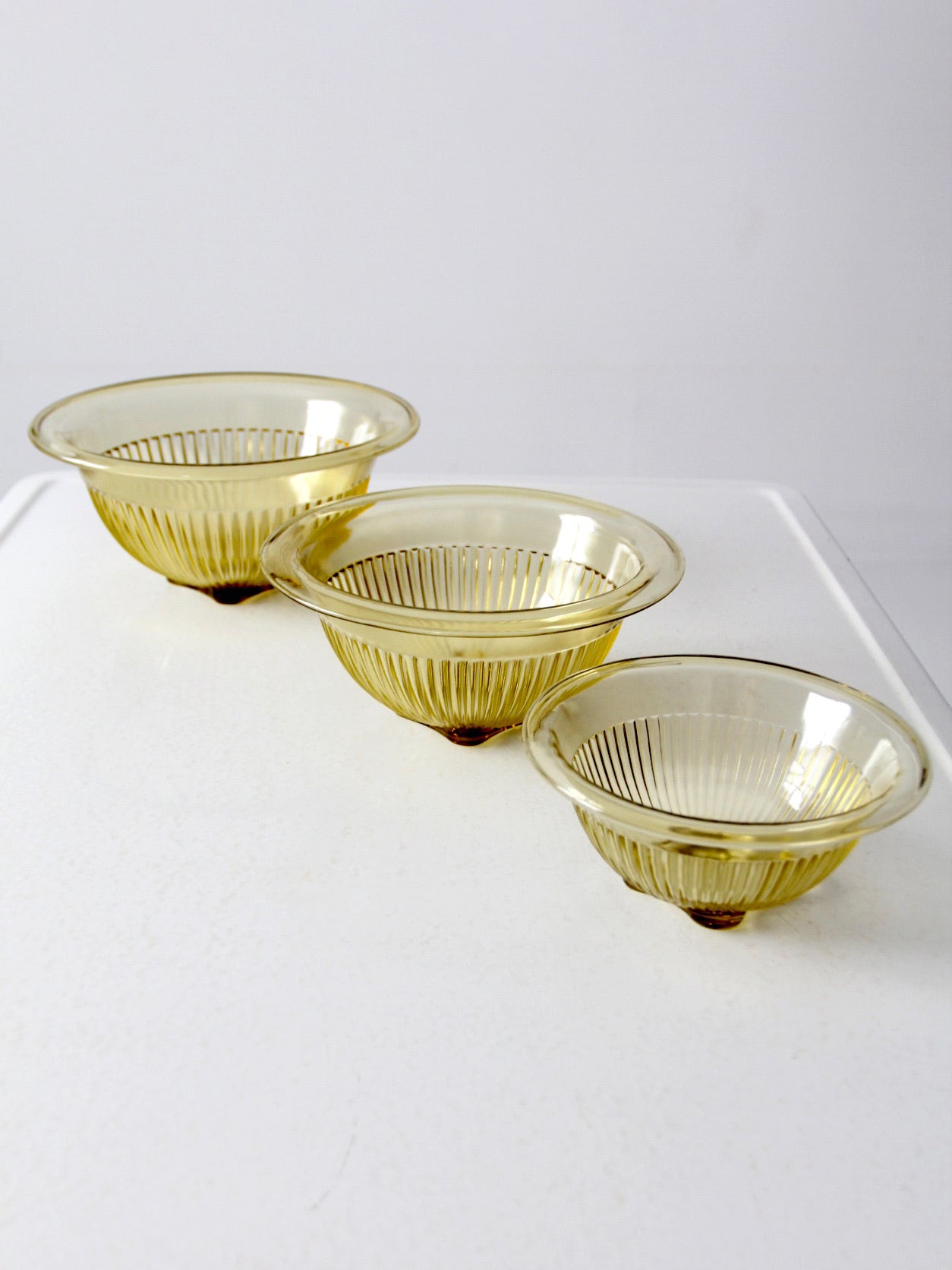 vintage yellow Depression glass mixing bowls | set of 3