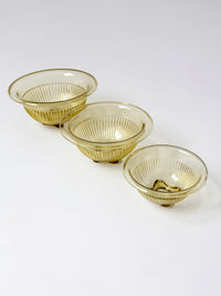vintage yellow Depression glass mixing bowls | set of 3