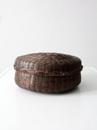 antique Chinese lidded bamboo basket