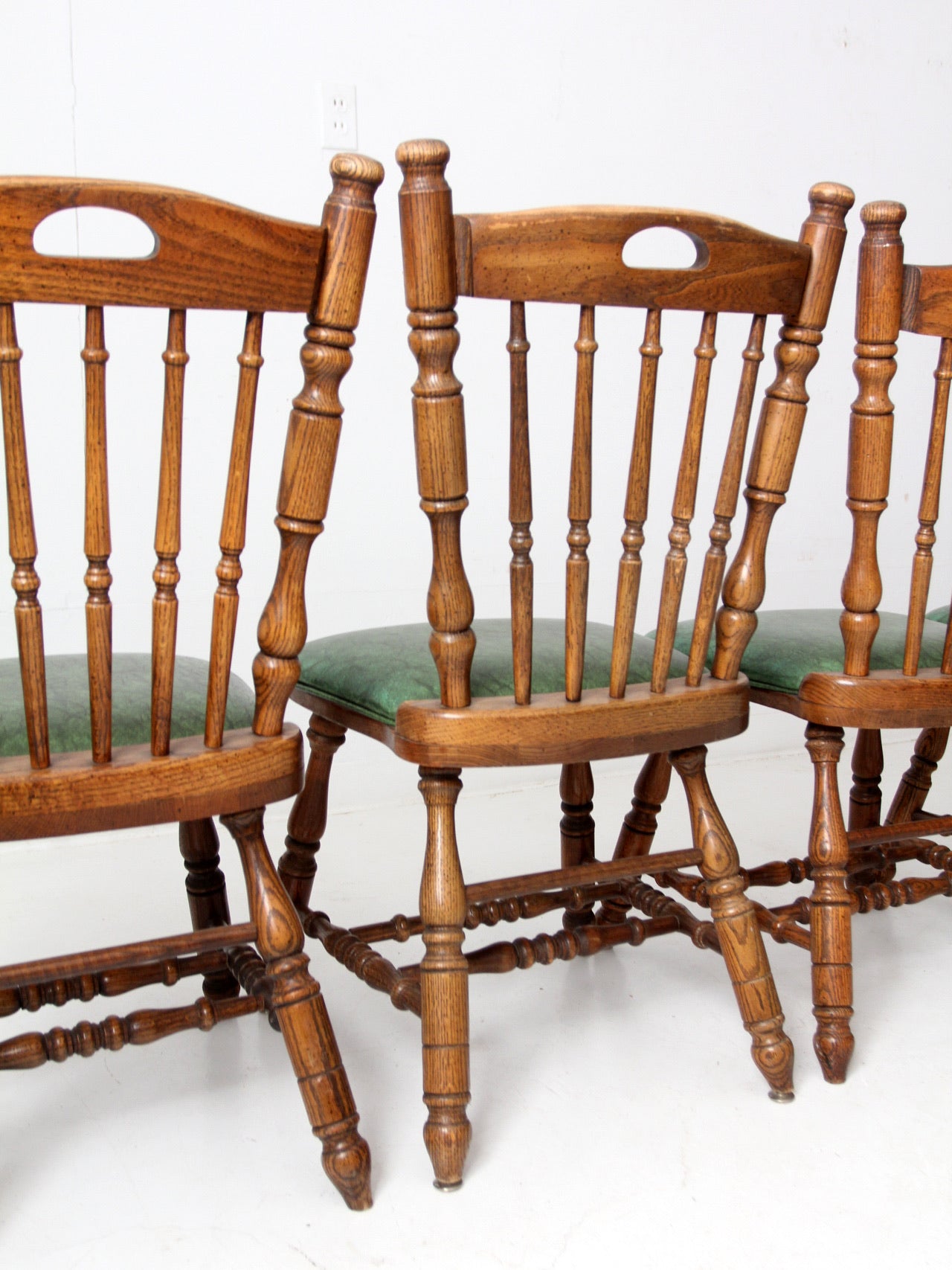vintage Virginia House oak dining table and chair set
