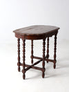 antique accent table with scalloped top