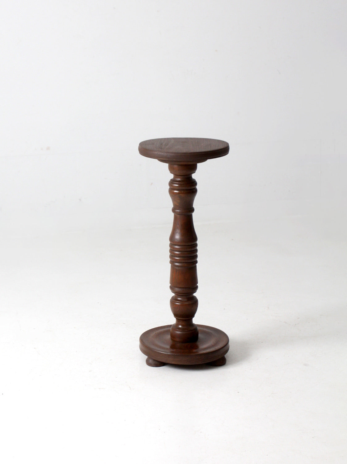 * antique pedestal ୨୧ * 19世紀 アンティークの 台座 antique wooden pedestal stand – 86 Vintage
