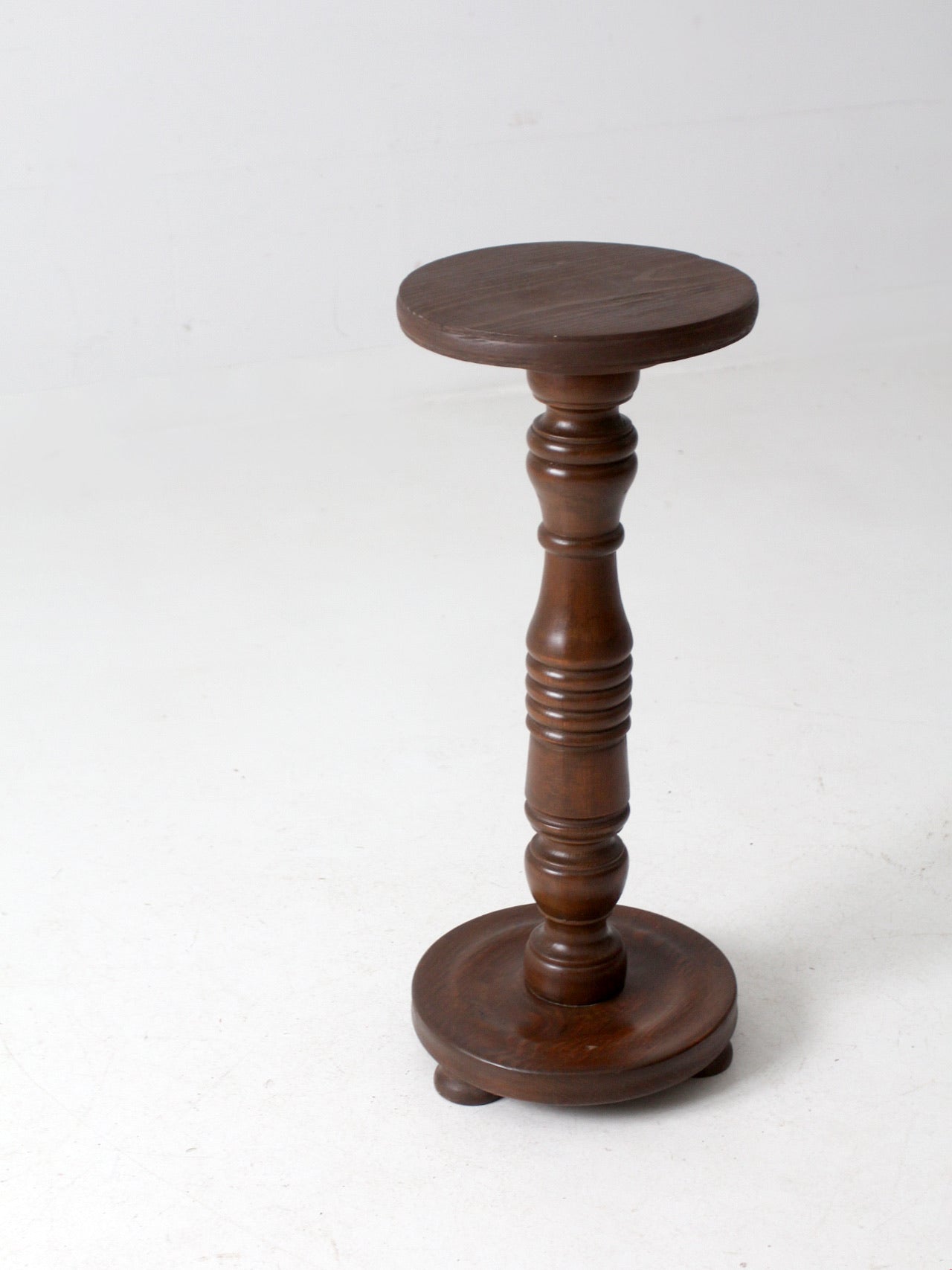 * antique pedestal ୨୧ * 19世紀 アンティークの 台座 antique wooden pedestal stand – 86 Vintage