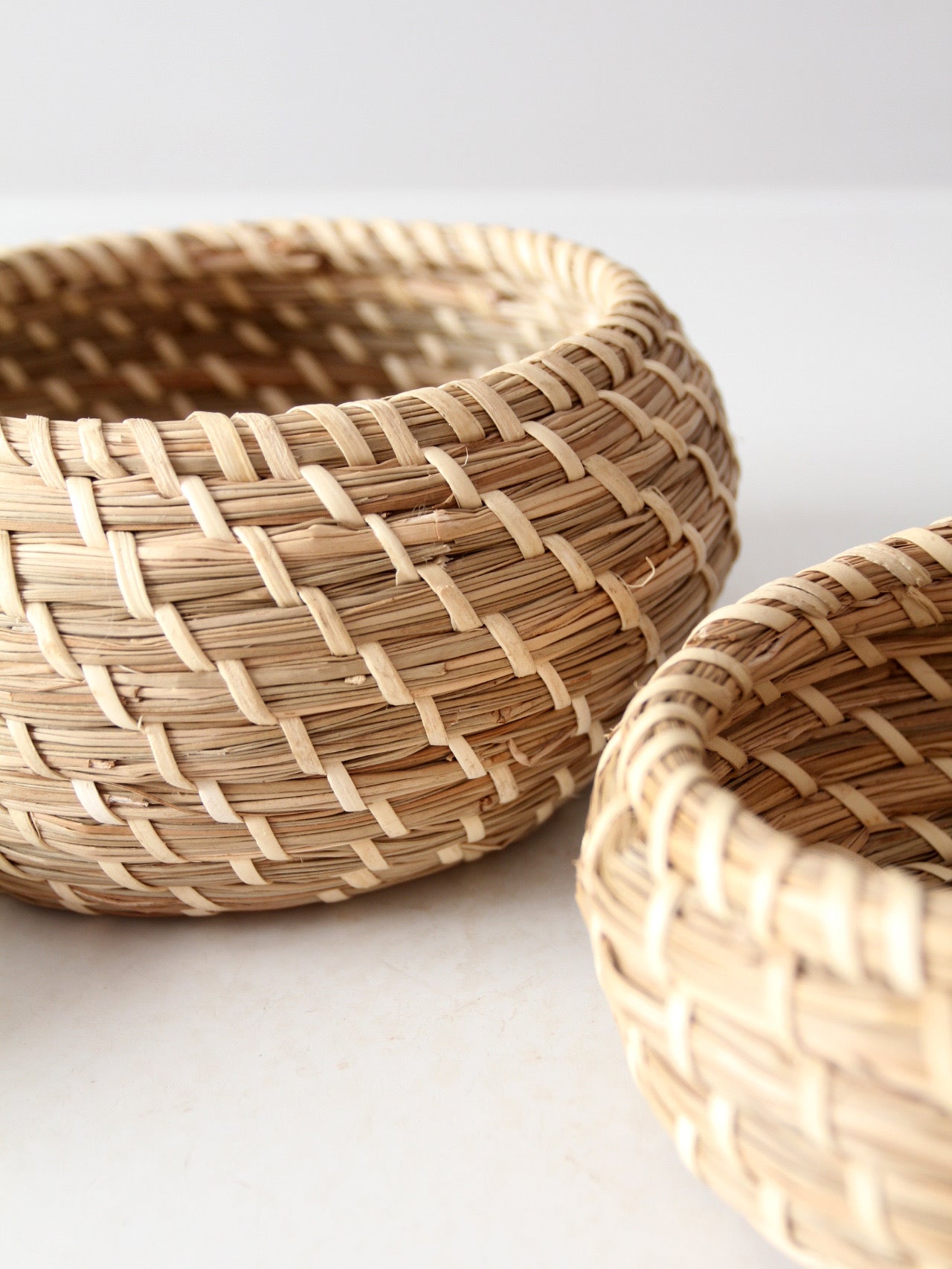 vintage set of 3 woven nesting baskets