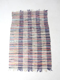 vintage American hand-loomed rag rug 48 x 79