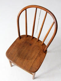 antique Heywood Wakefield Windsor chair