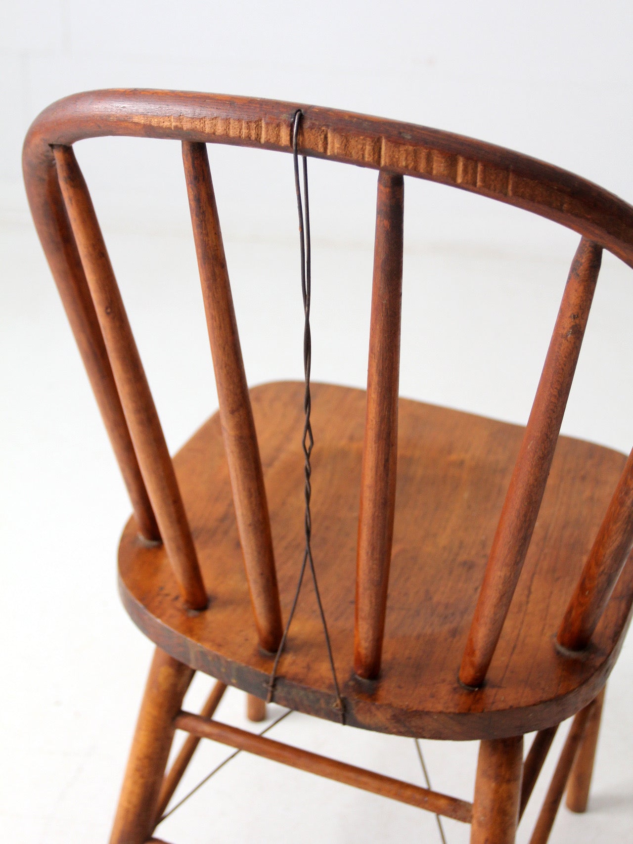 antique Heywood Wakefield Windsor chair