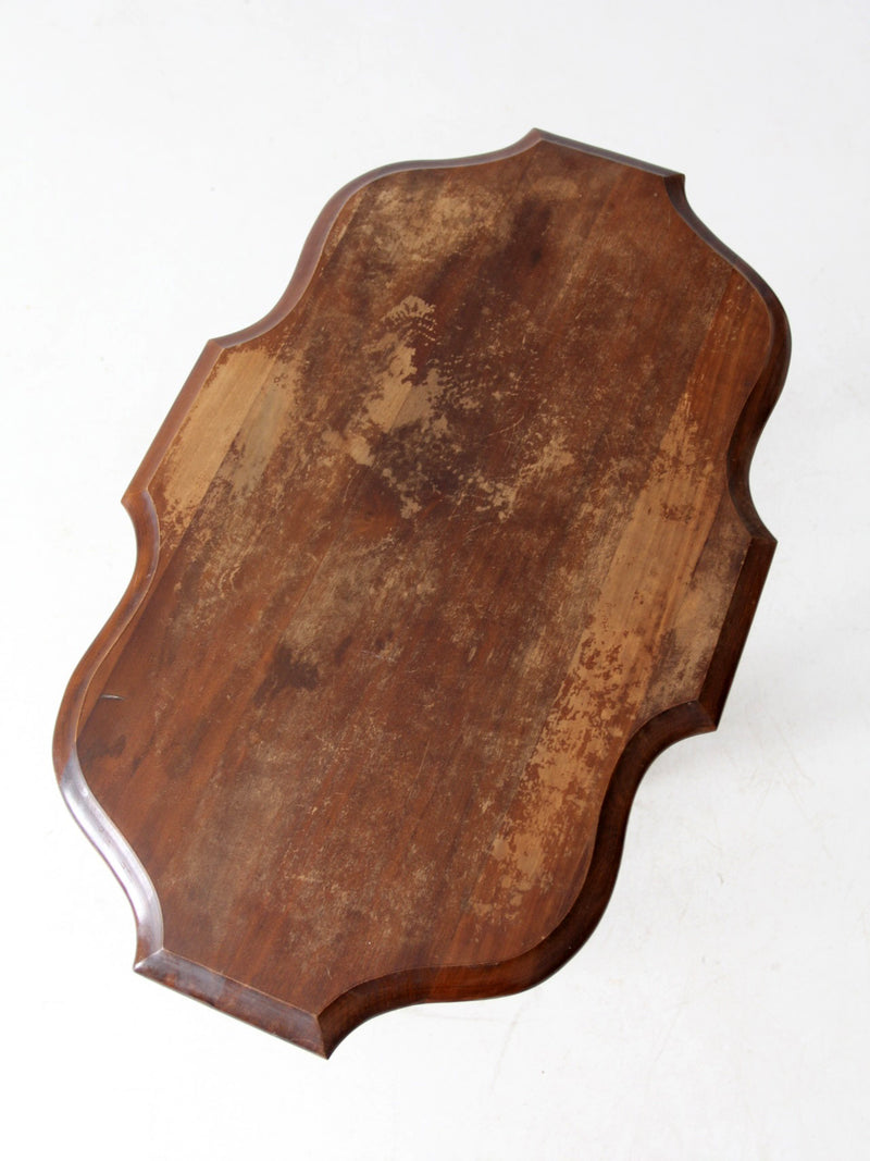 Antique Early 20th Century Side Table with Scalloped Top