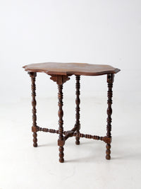 Antique Early 20th Century Side Table with Scalloped Top