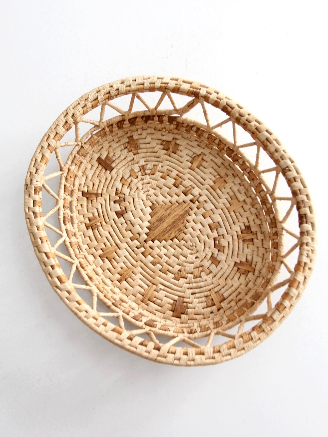 vintage woven raffia basket tray