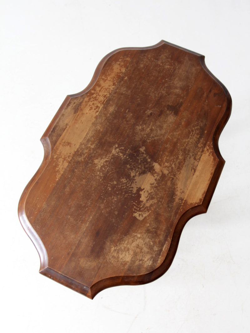 Antique Early 20th Century Side Table with Scalloped Top