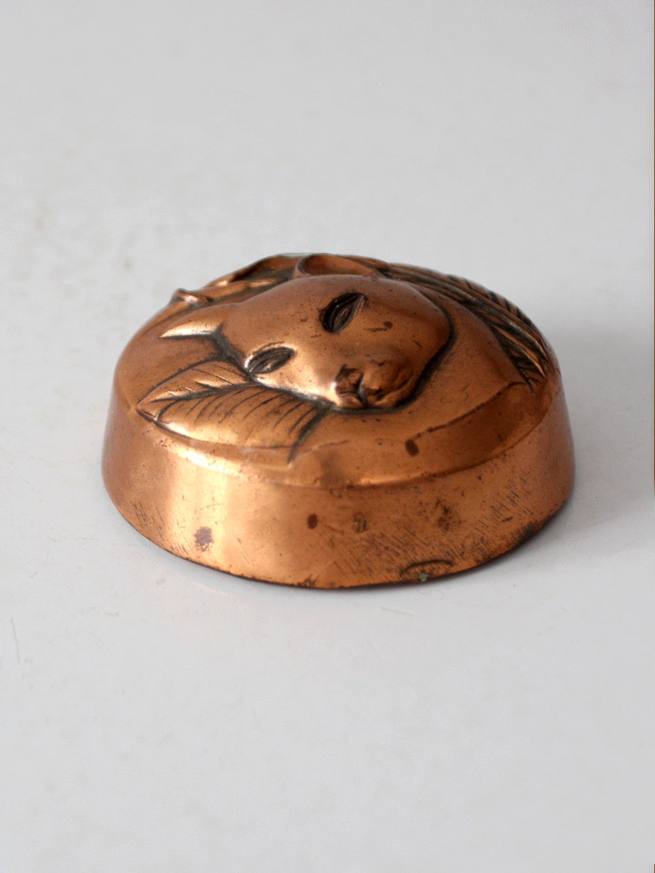 vintage copper-tone cat paperweight